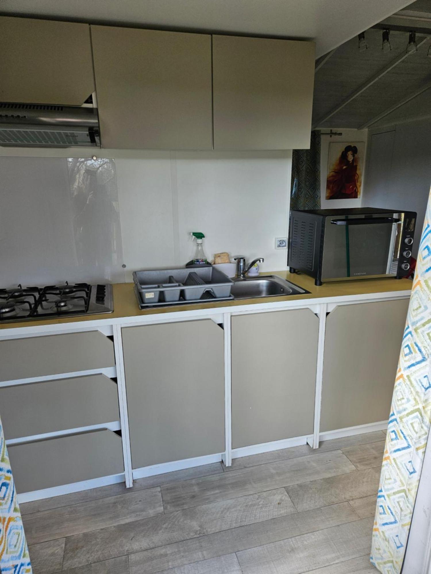Camping Familial Les Chalets D'Uza 外观 照片