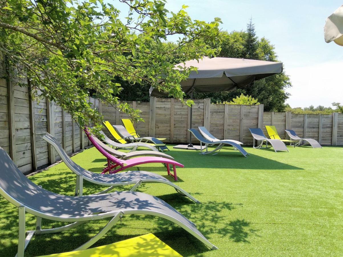 Camping Familial Les Chalets D'Uza 外观 照片